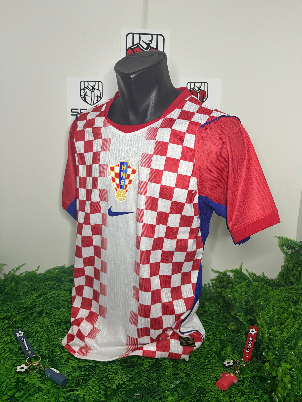 Croatia "Gvardiol 4" Home Fan Jersey